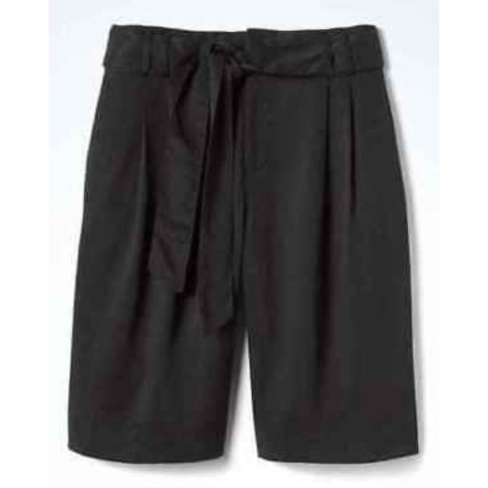 Banana Republic Avery Short
